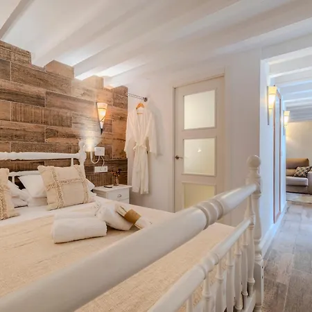 Casa Rural Lliber Alojamento de Acomodação e Pequeno-almoço 4*