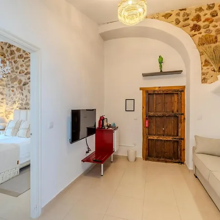 Alojamento de Acomodação e Pequeno-almoço Casa Rural Lliber 4*